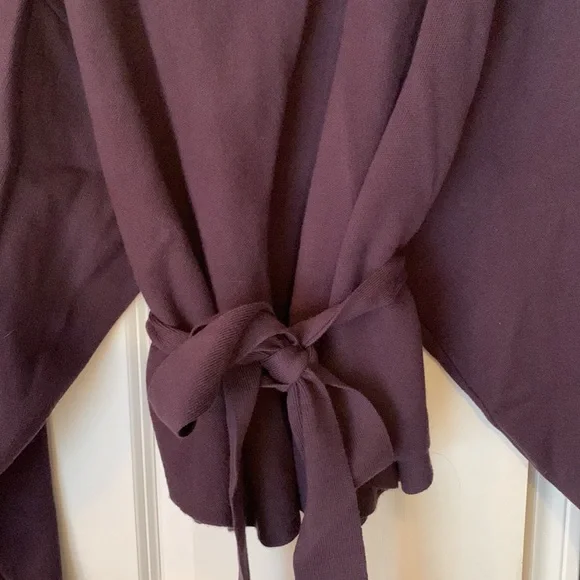 Sweater - Picture 2 of 5